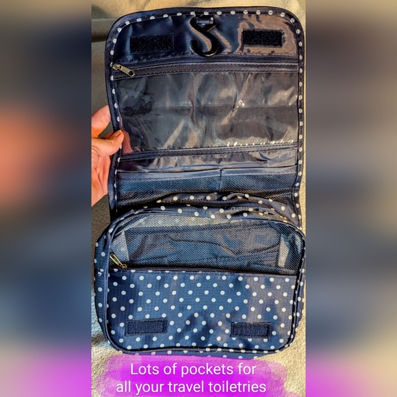 Toiletry bag BNWT, navy & white polka dot colour, lots of pockets - Picture 9 of 12